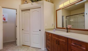 5423 HUMMINGBIRD Ln NW, Albuquerque, NM 87120