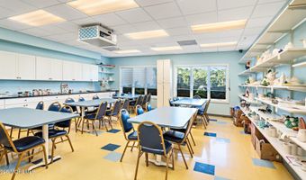 14 Hidden Lake Cir, Barnegat, NJ 08005