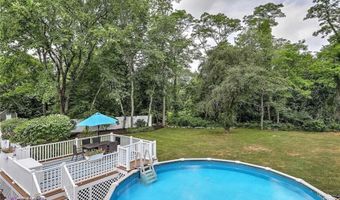 63 Pendar Rd, North Kingstown, RI 02852