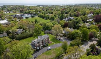 97 Narragansett Ave C4, Newport, RI 02840