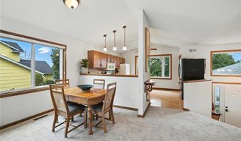 15913 Garrett Dr, Apple Valley, MN 55124