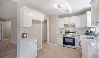 31 Fieldview Ct, Angier, NC 27501