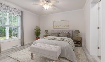 3 Alison Cir, Hampton, NH 03842