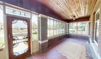 315 W Fountain St, Albert Lea, MN 56007