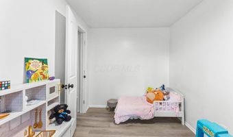 5044 Albany Dr, Columbus, OH 43232