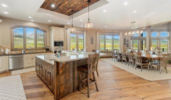 29 WHITE POINT Rd, Cora, WY 82925