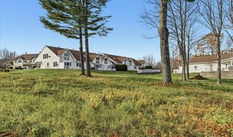 99 Dockside Ln, Belfast, ME 04915