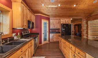 3005 W Lake Jessie Dr SE, Alexandria, MN 56308