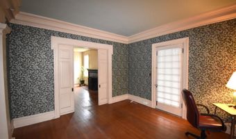 419 LOCUST Ave, Burlington, NJ 08016