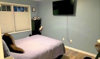 61 Stonyridge Dr, Bayonne, NJ 07035