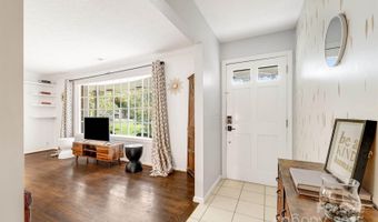 1 Glen Cove Rd, Arden, NC 28704