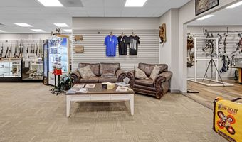 282 Veterans Pkwy, Barnesville, GA 30204