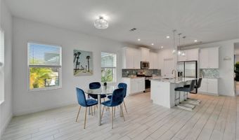 5415 LIMELIGHT Dr, Apollo Beach, FL 33572