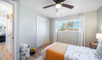 870 Hemlock Way, Broomfield, CO 80020