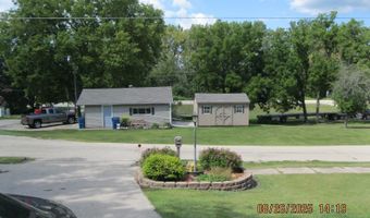 301 N CHURCH St, Albany, IL 61230