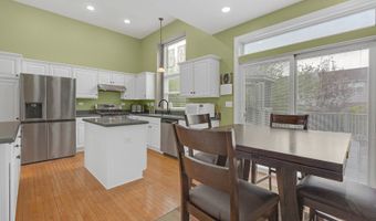 2324 Tracy Ln, Algonquin, IL 60102