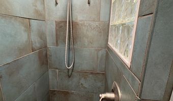 158 Macintosh Hill Rd, Bethel, VT 05032