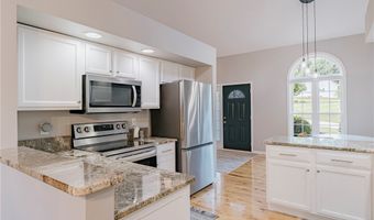 480 Glen Hollow Cir, Aurora, OH 44202
