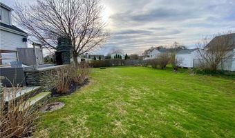 182 Newport Ave, Middletown, RI 02842