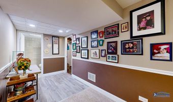 1535 S Douglas Ave, Arlington Heights, IL 60005