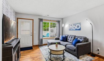 6458 158th St W 361, Apple Valley, MN 55124