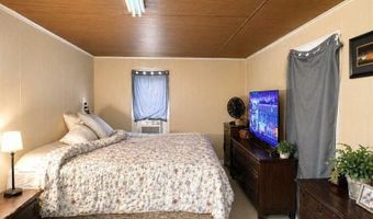 220 S Leonard St, Abbeville, LA 70510