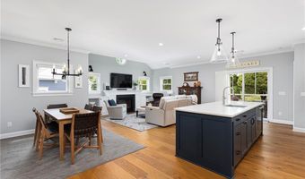 48 TRAVELERS Ct, East Greenwich, RI 02818