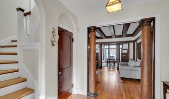 29 Richwood St, Boston, MA 02132