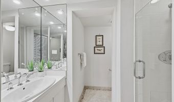 3119 N Farmcrest Dr, Amberley, OH 45213