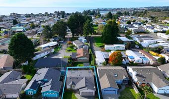 98126 W BENHAM Ln 9, Brookings, OR 97415