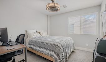 8964 Willow Break Ave, Las Vegas, NV 89148