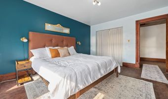 107 W High St, Ashley, OH 43003