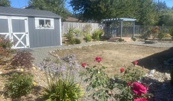 420 FIR St, Brookings, OR 97415