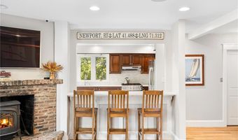 138 Carroll Ave, Newport, RI 02840