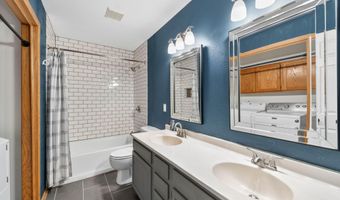 2904 Bayberry Rd, Ames, IA 50014