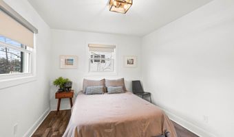 9817 FERNWOOD Rd, Bethesda, MD 20817