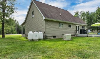 3 Holly Ln, Brookfield, NH 03872