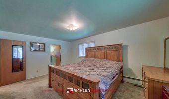 719 W B St, Basin, WY 82410