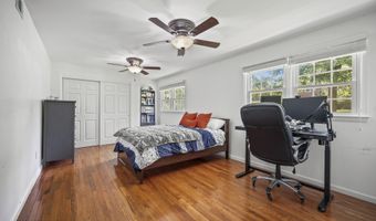 45 Normandy Ct, Middletown, NJ 07748