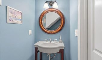 434 N Quidnessett Rd, North Kingstown, RI 02852