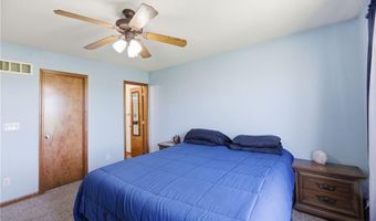 16820 Sheehan Rd, Basehor, KS 66007