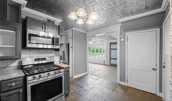 524 Madison St, Anoka, MN 55303