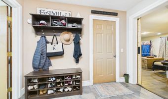 1822 Williams Way E, Anderson, IN 46011