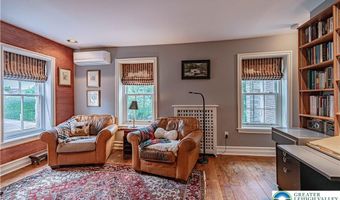 407 N 8th St, Allentown, PA 18102