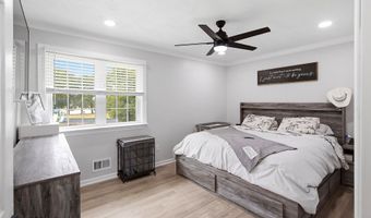 5 Musket Ave, Barnegat, NJ 08005