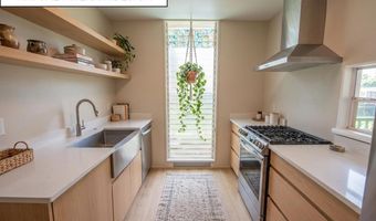 35 Walaka St L-102, Kihei, HI 96753