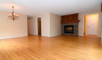116 Segsbury Rd, Amherst, NY 14221