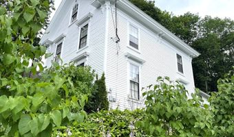 17 James St, Bangor, ME 04401