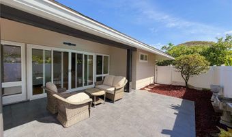 225 Aikane St, Kailua, HI 96734