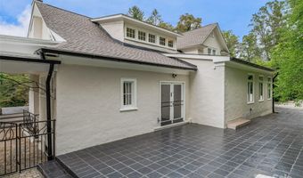 111 Rathfarnham Cir, Asheville, NC 28803